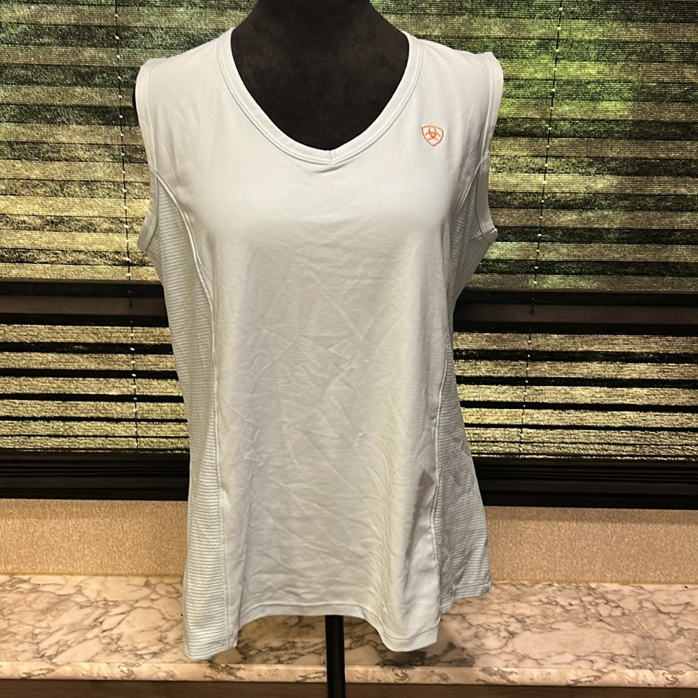 Ariat Women’s Blue Ventura V Neck Perforated Back Equestrian‎ Tank Large NWT